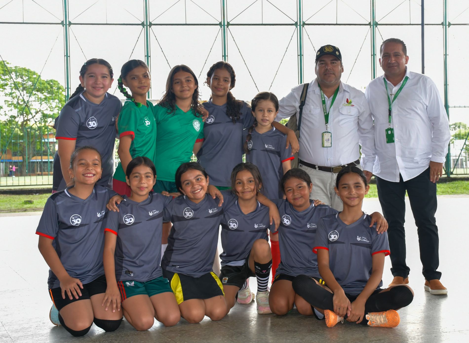 Colegio Comfiar se corona campeón en la gran final de fútbol sala infantil femenino
